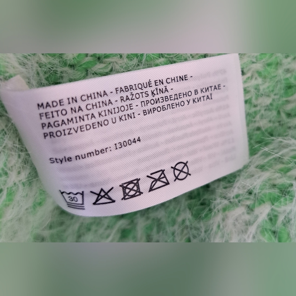 NWT Garcia Jeans Womens Green Fuzzy Sweater Mohair Like Acrylic Wool Nylon Small - Picture 5 of 16